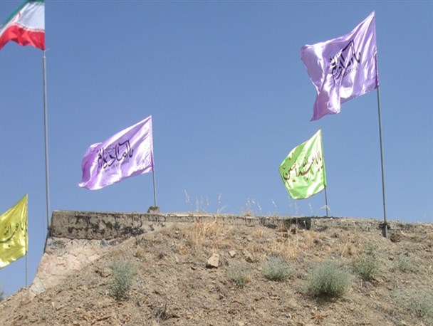 دکل انقلاب: اوضاع اردوگاه دشمن نابسامان است