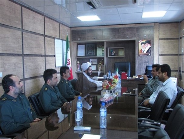 تقدیر از رئیس بیمارستان امام خمینی (ره) شهرستان کنگان به مناسبت روز پزشک+تصویر