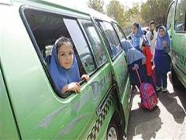 عدم حمایت سازمان تاکسیرانی از زنان راننده سرویس/ دخل و خرج سرویس های مدارس همخوانی ندارد