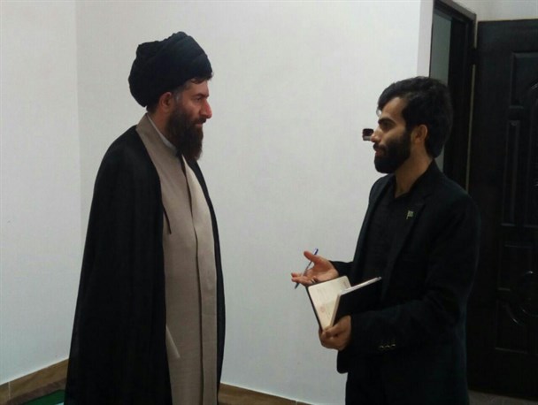 معضل بزرگ مساجد گرمه نبود روحانی برای کار تخصصی است/مسجد نباید مارک سیاسی بخورد