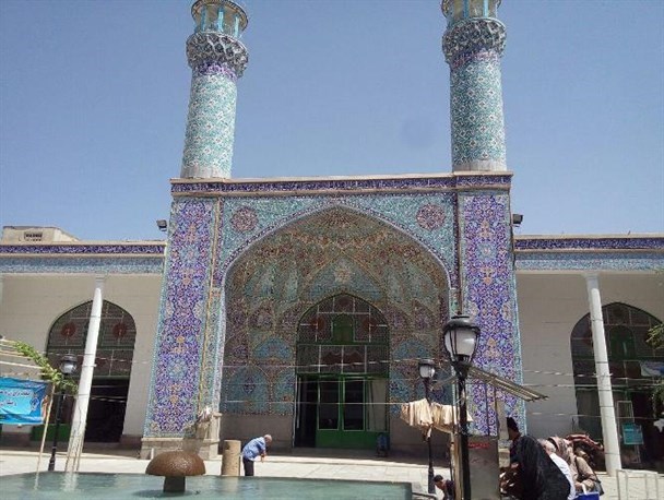 مسجد بهترین مکان برای انسان سازی است/لزوم ترغیب جوانان برای حضور در برنامه های عبادی وفرهنگی مساجد