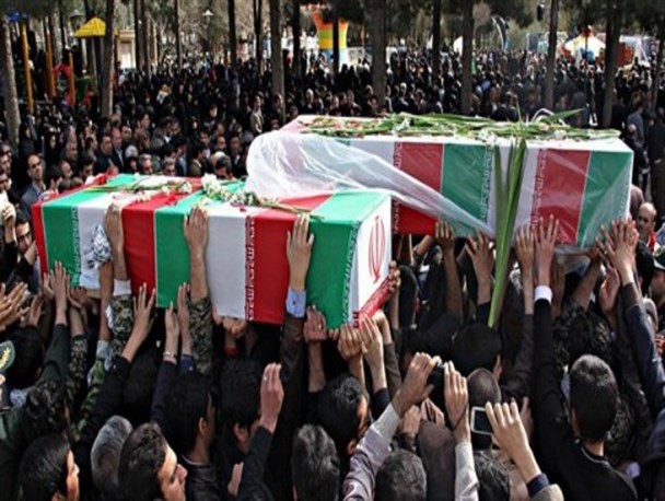 درخشش پلاک های بی نشان بر دوش مردم سیستان و بلوچستان/ تدفین 15 آلاله سرخ کربلای ایران در جنوب شرق
