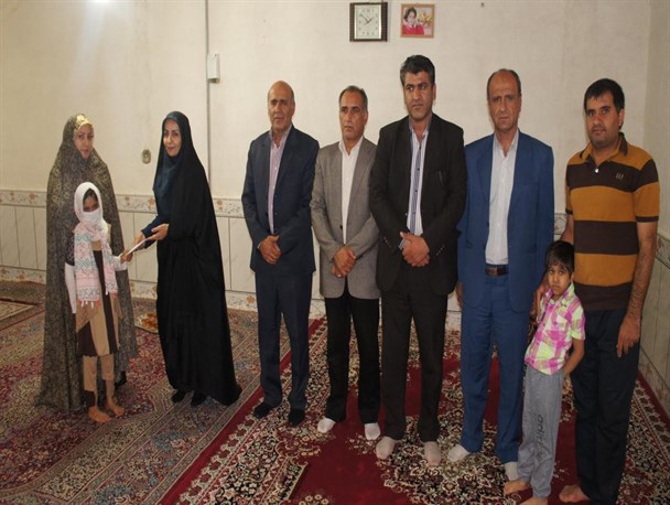 ترک تحصیل ۲ دانش آموز کهگیلویه و بویراحمدی به دلیل بیماری صعب العلاج/ هزینه بالای درمان مشکل اصلی علی و فاطمه + تصاویر