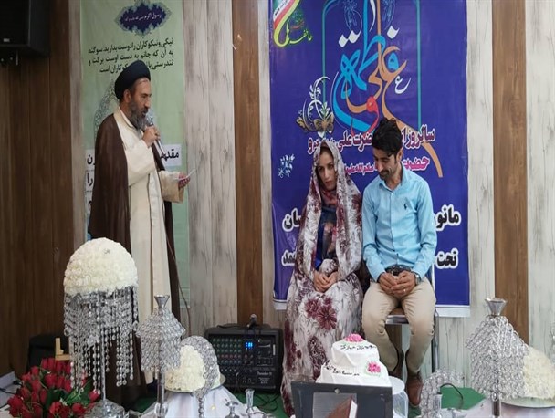 اهدای جهیزیه به 10زوج لنده ای توسط آبشار عاطفه ها/ تسهیل ازدواج آسان برای زوجین جوان+تصاویر