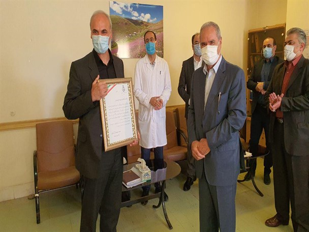 تخصیص هزینه مراسم روز پزشک در اردبیل به خرید دستگاه پلاسمافرزیس برای بیماران کرونا