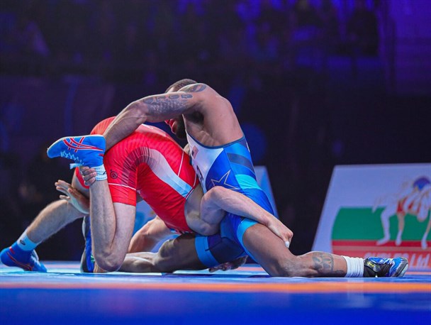 لیگ برتر کشتی| از پوستر مسابقات آزاد و فرنگی رونمایی شد+عکس