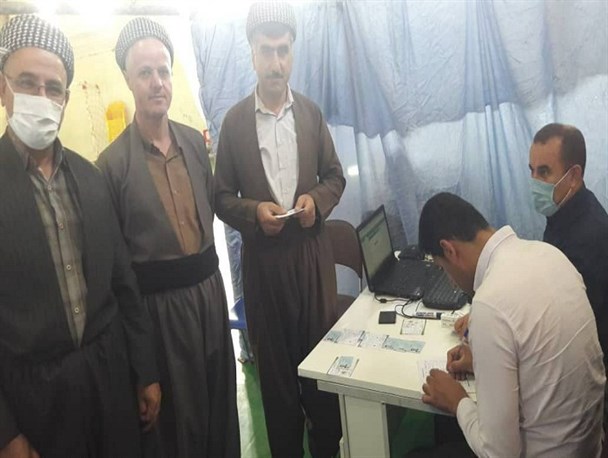 امامان جماعت مساجد بانه برای تزریق واکسن کرونا اقدام کردند