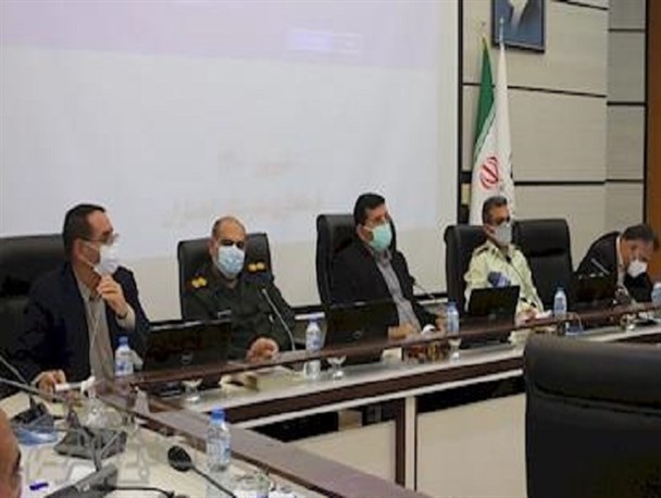 برخی‌ها طبل خالی به دست گرفته‌اند و جوسازی می‌کنند/ انگار بنده آش پتروشیمی را می‌خورم!