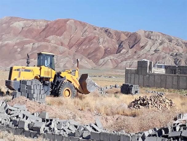 کشف زمین‌خواری ۹ میلیاردی در هرمزگان