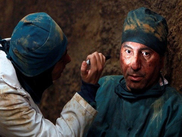 سفیدپوشان ماندگار سینما و تلویزیون/ غفلت رسانه از قهرمانان گمنام