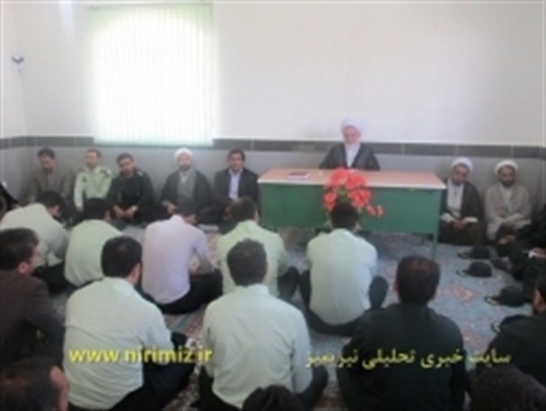 دیدار جمعی از مردم و مسئولین شهرستان با امام جمعه نیر