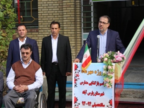 سرمایه گذاری در بخش تعلیم و تربیت، آینده دانش آموزان را تضمین می کند