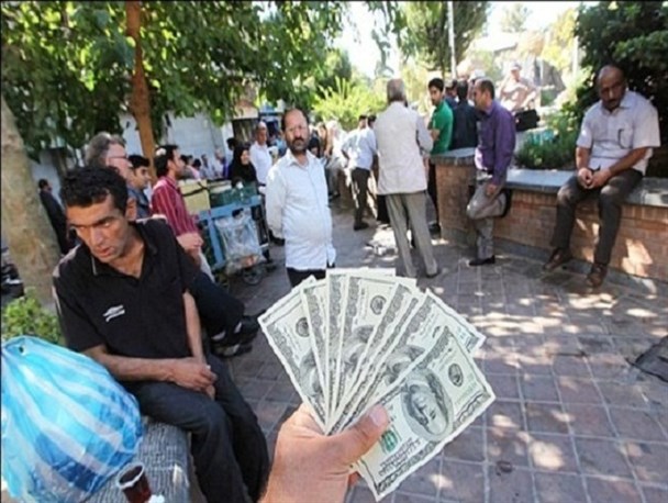 خصوصی سازی عامل فرصت و تهدید منابع اقتصادی کشور/نوسانات ارزی باید متناسب با شرایط داخلی باشد