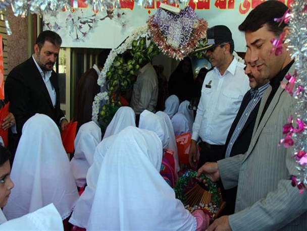 زنگ مهر و مقاومت در محمودآباد طنین‌انداز شد/تصاویر