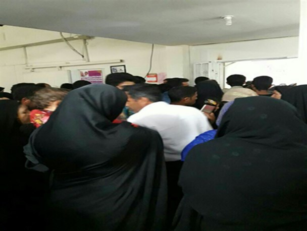 عدم نوبت دهی صحیح و ازدحام جمعیت در بیمارستان ۱۲ فروردین کهنوج