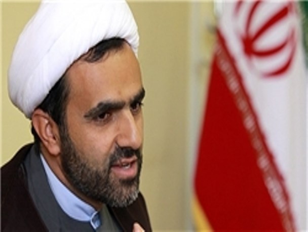 کوه‌پیمایی شیرازی‌ها به مناسبت هفته دفاع مقدس
