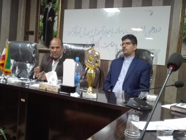 تحصیل ۱۱ هزار دانش آموز در مدارس شهرستان نیمروز / ۵۳ درصد دانش آموزان پسر هستند