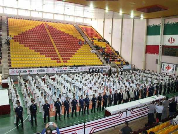 درخشش تیم کاراته شوش در مسابقات قهرمانی کشور