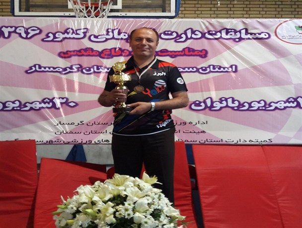 ورزشکار روانسری مقام سوم مسابقات دارت قهرمانی کشور را کسب کرد