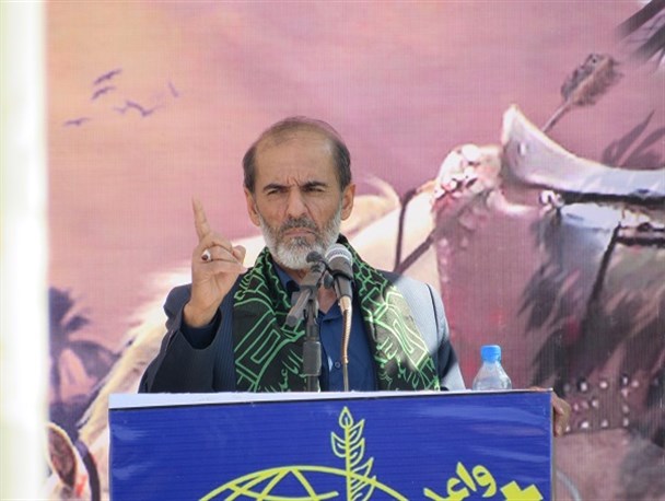 برخی ها به دنبال تغییر الگوهای دفاع مقدس هستند/پیروزی انقلاب اسلامی منافع آمریکا را به خطر انداخت