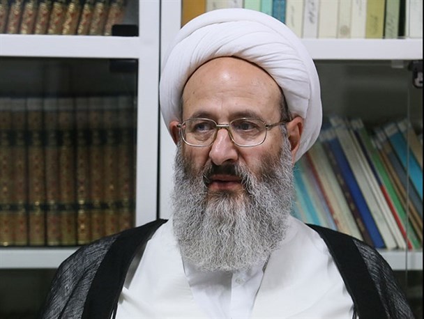 امام سجاد(ع) در روشنگری و تداوم عاشورا نقش موثری داشت