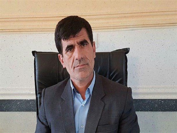 همه کلاس‌های درس شهرستان نهاوند معلم دارند