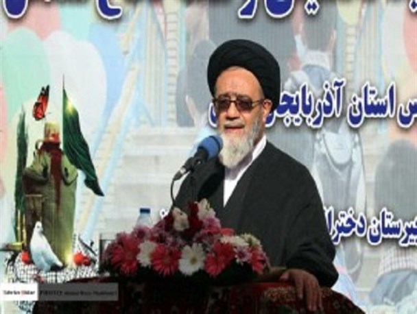 خانه و مدرسه به تعلیم و تعلم دانش‌آموزان تمرکز دو جانبه داشته باشند