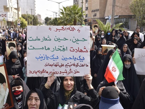 خروش مردم ایلام علیه هنجارشکنان