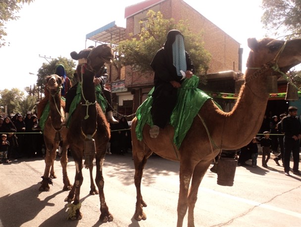 حرکت نمادین کاروان کربلا در شهرستان رابر +فیلم و عکس
