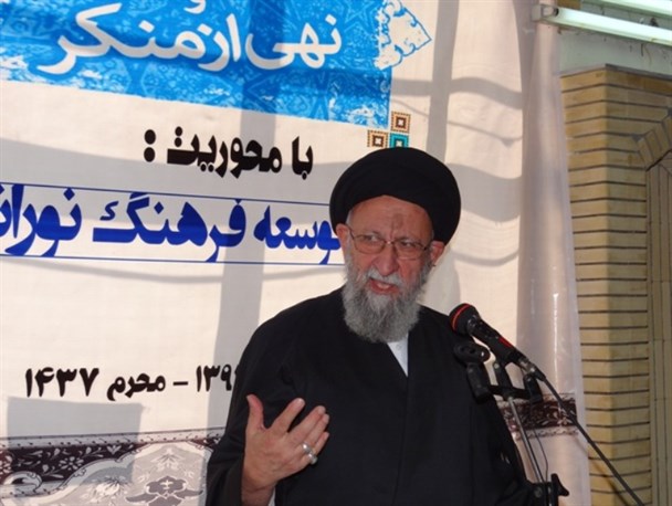 اگر با مفاسد اقتصادی به عنوان یک منکر ریشه ای برخورد نکنیم زایش پیدا می کند