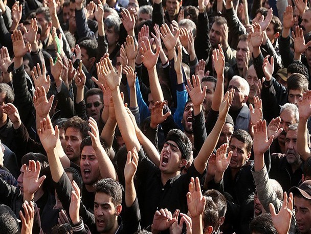 شهرستان قرچک در تاسوعای حسینی غرق در ماتم و عزاست