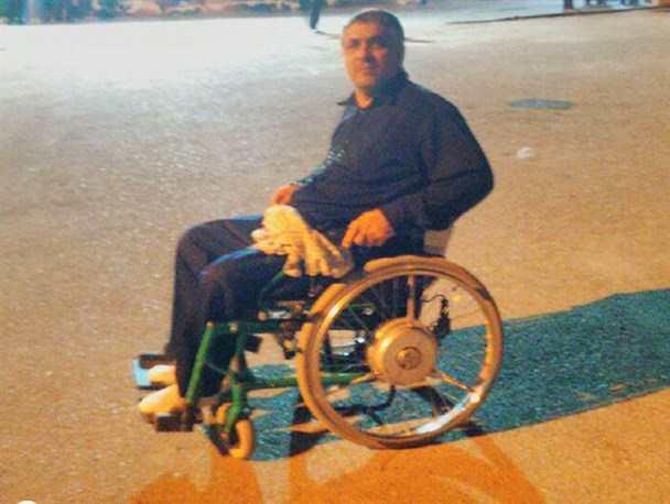 ضرب و شتم وحشیانه جانباز قطع نخاع آمر به معروف ، توسط فرد دوتابعیتی!