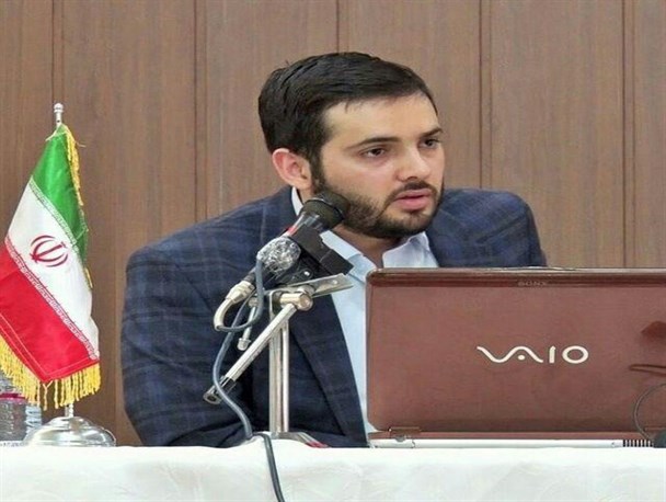 استعفای فانی سرپوش گذاشتن بر فساد ۸ هزار میلیاردی است