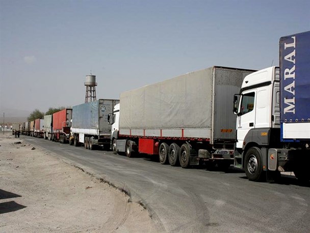تیموری: اصل اقدام متقابل مسئولان را دیدیم؛ جیب کامیون داران داخلی خالی و ناوگان ترانزیت بیکارتر می‌شود