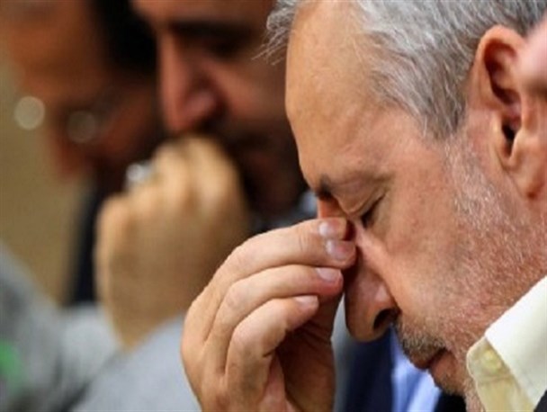 فرار به جلو در ماجرای برکناری فانی/ مدیریت دولت بر پرونده فساد8000 میلیاردی صندوق ذخیره فرهنگیان