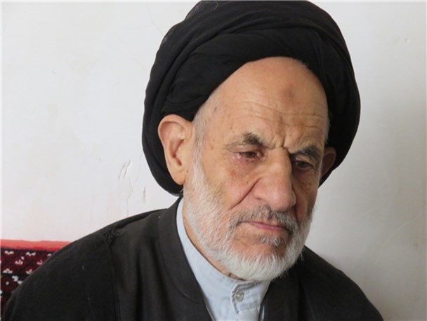 خلل در امور اقتصادی جامعه را زمین گیر می‌کند/ لزوم توجه افراد به مسئولیت‌ها