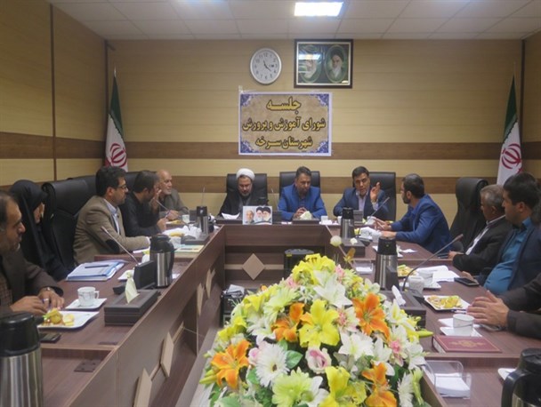شرایط تحصیل دانش آموزان بیابانک در سرخه فراهم شد/ کلاس های چند پایه در روستای مؤمن آباد تشکیل شد
