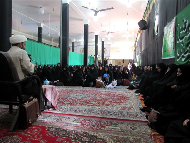 همایش زینبیون با حضور بانوان مهریزی برگزار شد