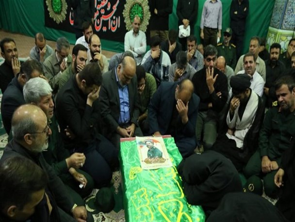 پیکر مطهر شهید مدافع حرم حسین آقادادی وارد اصفهان شد+ تصاویر