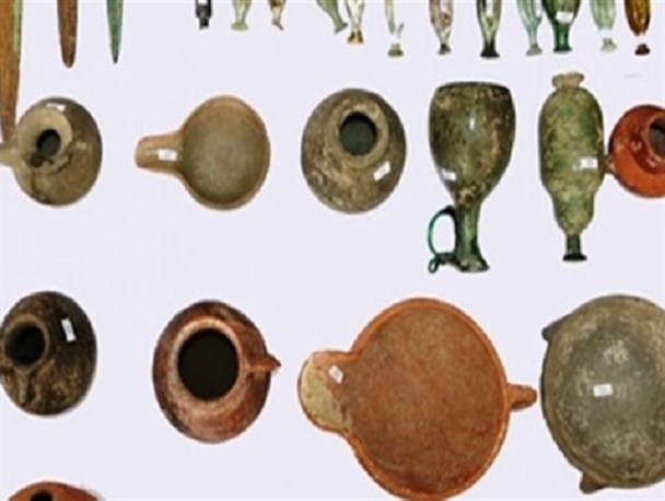 ‏۱۵ قلم عتیقه و اشیای تاریخی عصر ساسانی، اشکانی و آهن در یک انبار دارویی کشف و ضبط شد