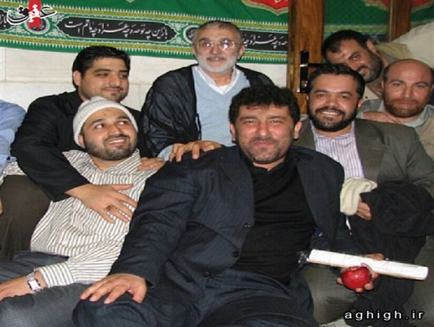 عکس/ حاج منصور در حلقه شاگردان
