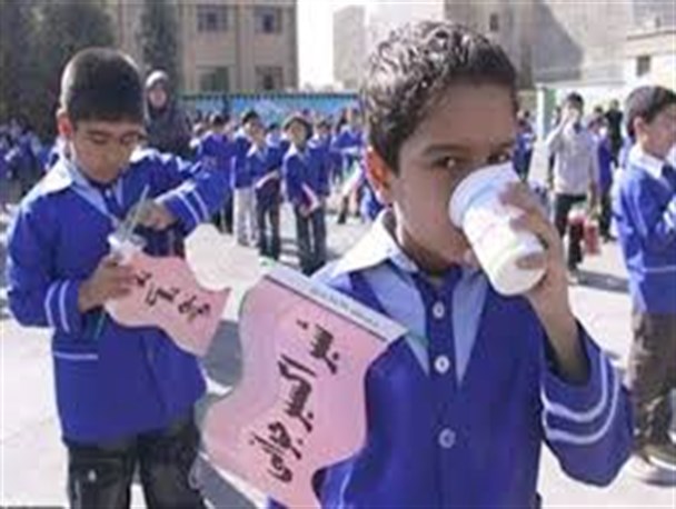آغاز توزیع شیر رایگان در مدارس گلستان