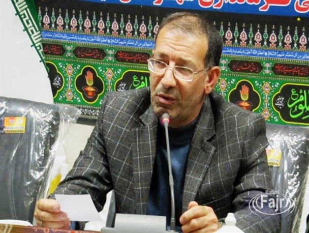 انتقاد فرماندار گیلانغرب از عملکرد برخی دستگاههای شهرستان /تصویب۴۹۲طرح اشتغالزایی در گیلان غرب
