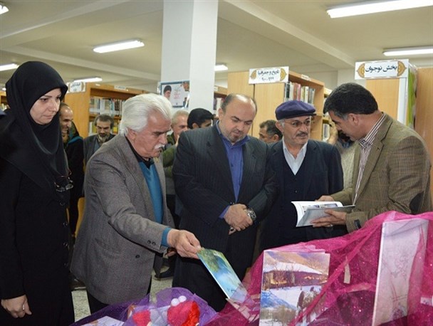 3 عنوان کتاب اثر 2 نویسنده نوشهری در کتابخانه عمومی نوشهر رونمایی شد /عکس