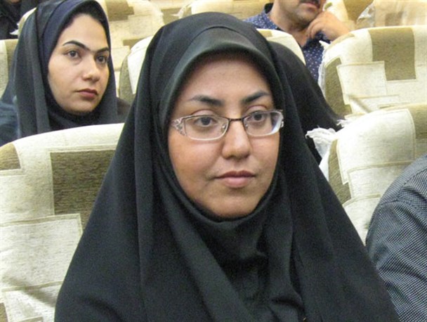 مسئول کتابخانه امام حسن مجتبی(ع) ابرکوه، مسئول برتر کشوری معرفی شد