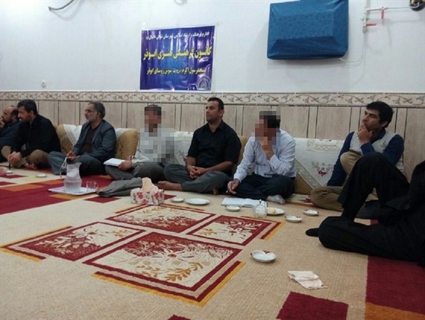 تبلیغات زود هنگام کاندید ها ی احتمالی شوش در مکان های غیر مرتبط+تصویر