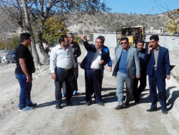 فرماندار دنا از اجرای طرح هادی روستای سمرون بازدید کرد+تصاویر