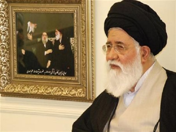 آیت الله علم الهدی ضامن حسن فضای فرهنگی خراسان رضوی است/ مطهری در حدی نیست که درباره ایشان سخن بگوید