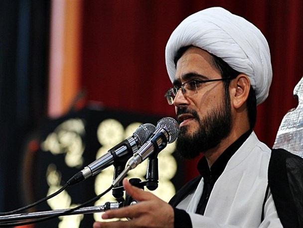 برخی خواص، به بهانه حفظ و تقویت انقلاب، از خطوط قرمز عبور می‌کنند