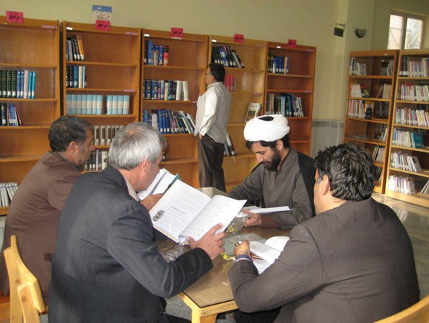 عضویت رایگان بیش از 250 مددجو کمیته امداد در کتابخانه عمومی رسالت